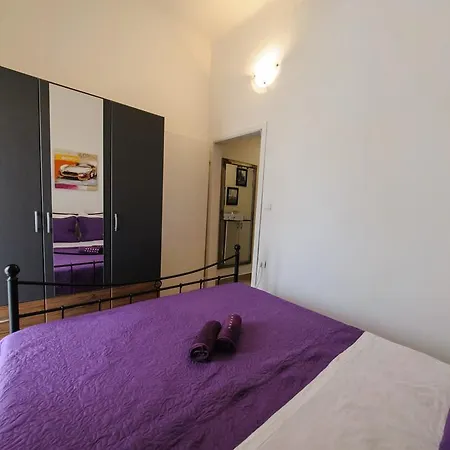 Apartman Jakov Zára